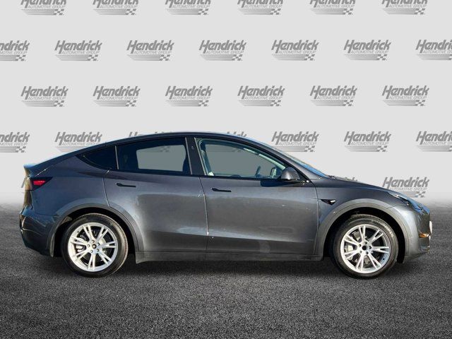 2023 Tesla Model Y Base