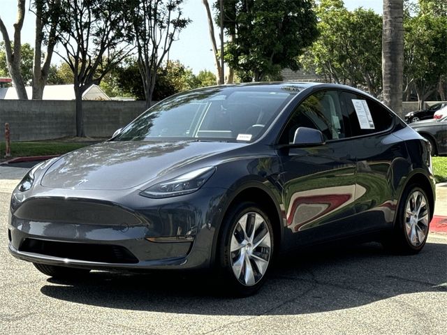 2023 Tesla Model Y Base