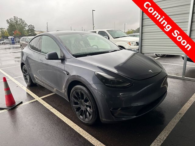 2023 Tesla Model Y Base