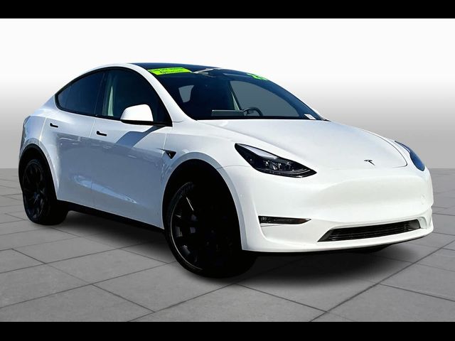 2023 Tesla Model Y Base