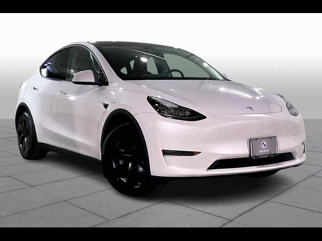 2023 Tesla Model Y Base