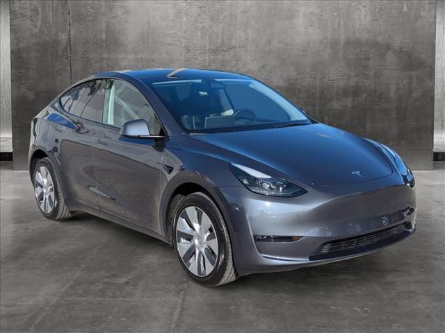 2023 Tesla Model Y Base