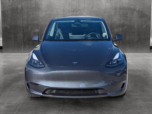 2023 Tesla Model Y Base