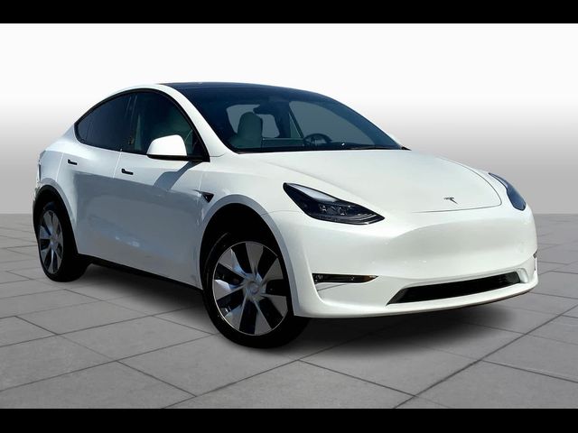 2023 Tesla Model Y Base