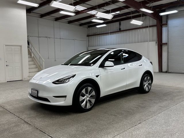 2023 Tesla Model Y Base