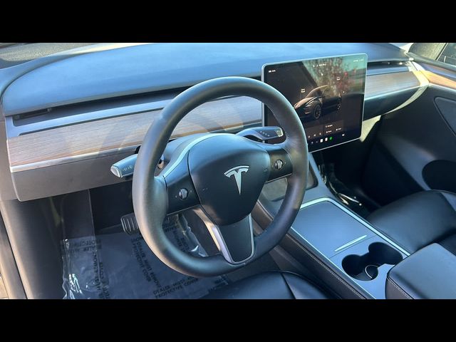 2023 Tesla Model Y Base