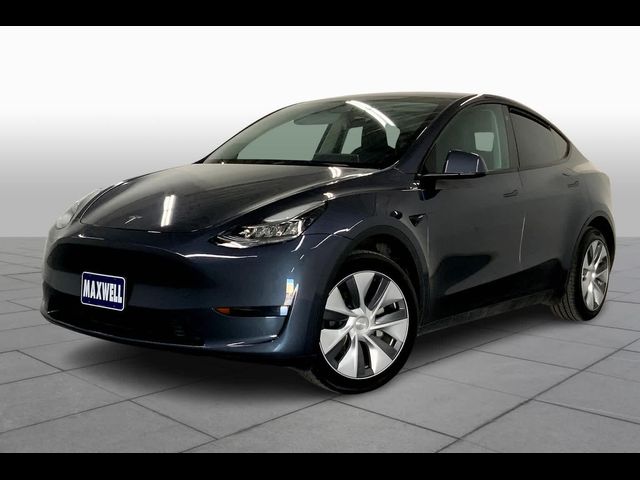 2023 Tesla Model Y Base