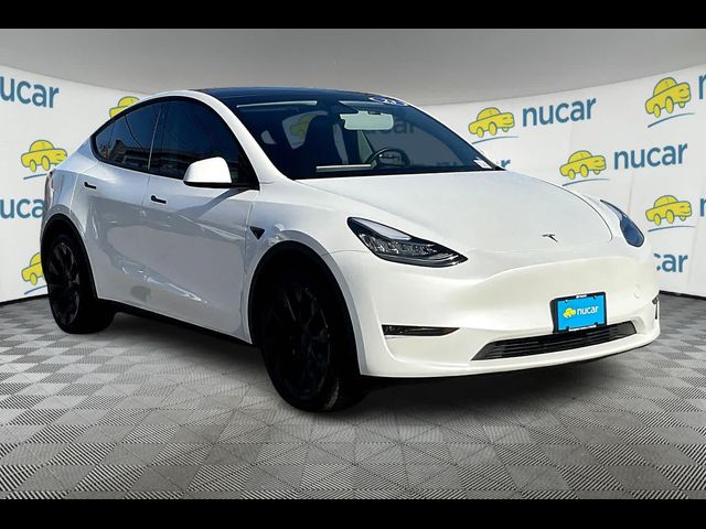 2023 Tesla Model Y Base