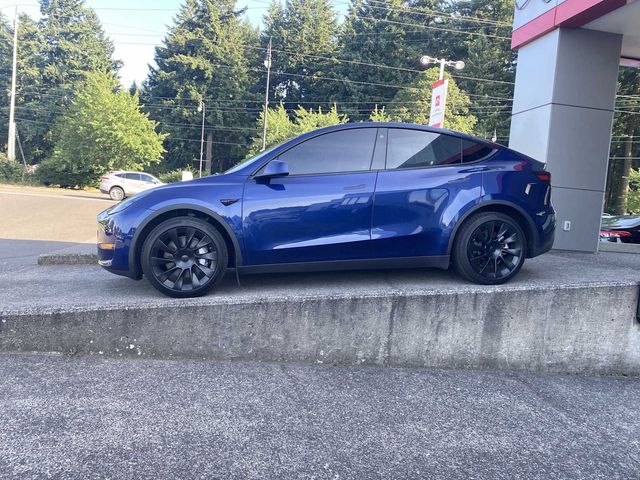 2023 Tesla Model Y Base