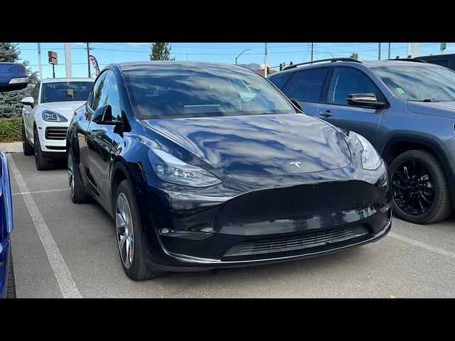 2023 Tesla Model Y Base