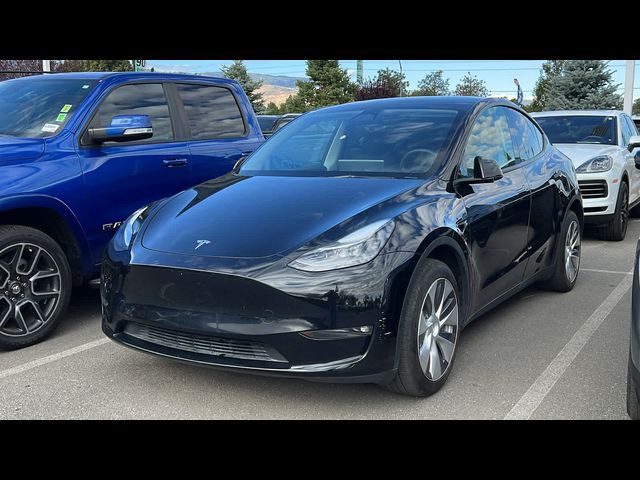 2023 Tesla Model Y Base