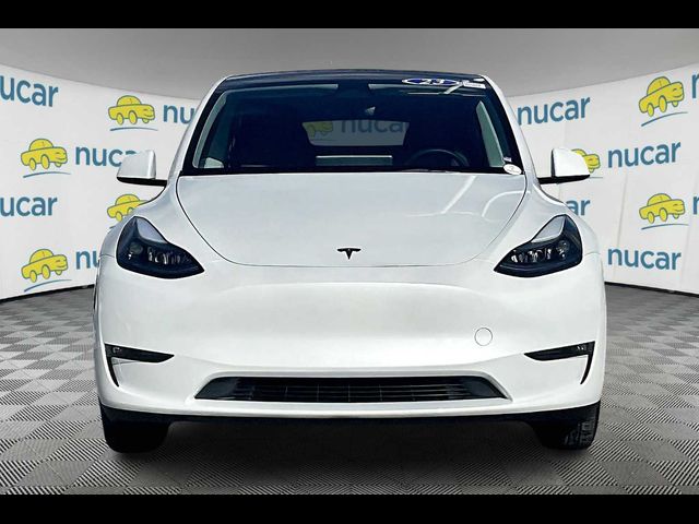 2023 Tesla Model Y Base