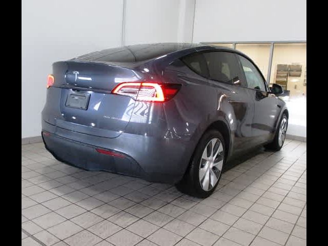2023 Tesla Model Y Base