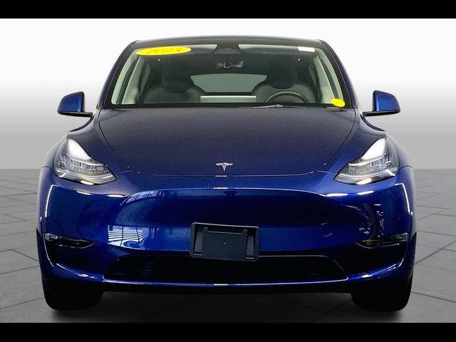 2023 Tesla Model Y Base