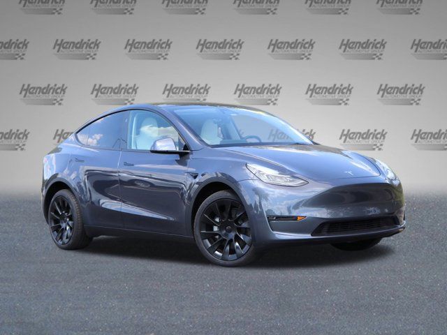 2023 Tesla Model Y Base