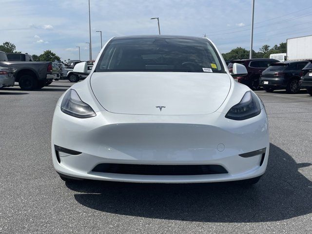 2023 Tesla Model Y Base