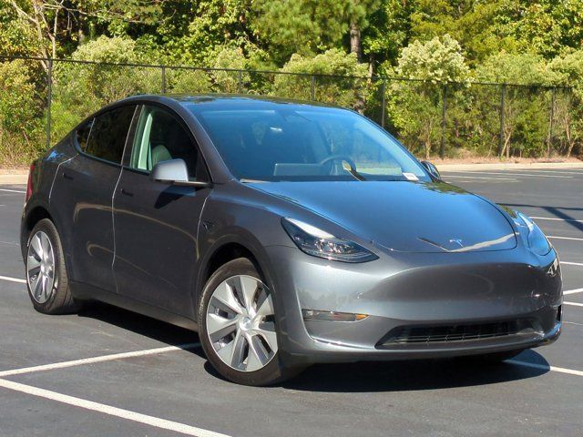 2023 Tesla Model Y Base