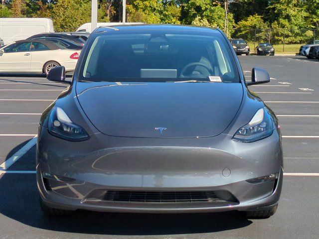 2023 Tesla Model Y Base