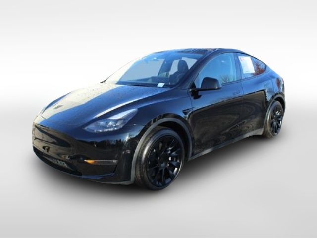 2023 Tesla Model Y Base