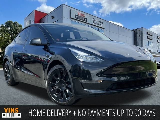 2023 Tesla Model Y Base