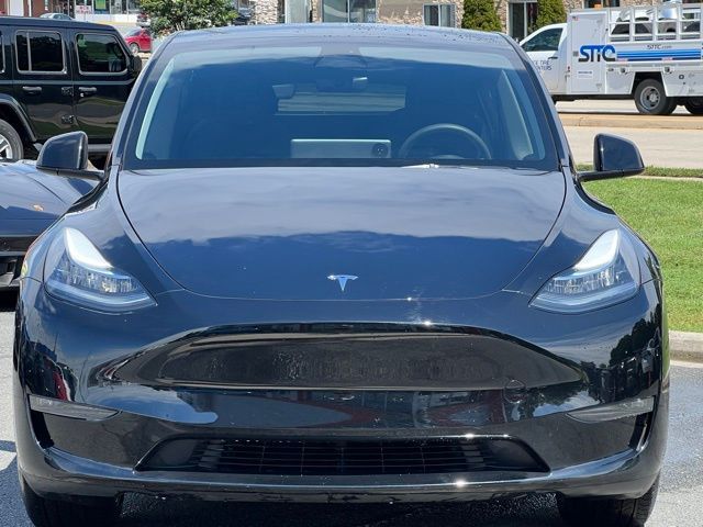 2023 Tesla Model Y Base