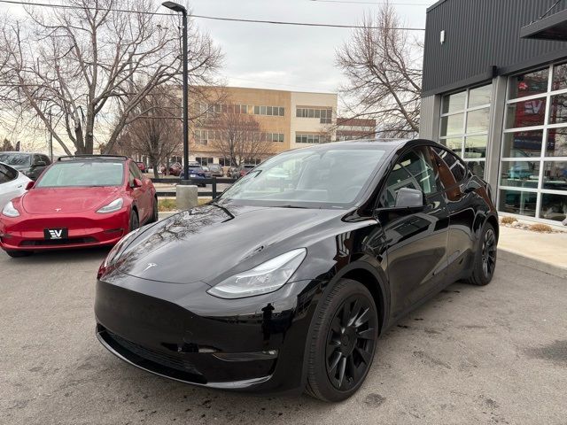 2023 Tesla Model Y Long Range