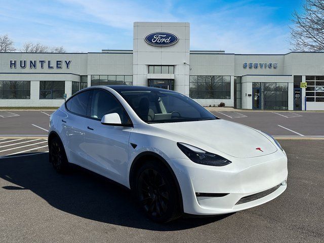 2023 Tesla Model Y Long Range