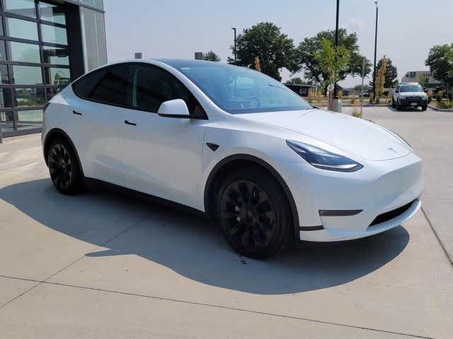 2023 Tesla Model Y Long Range
