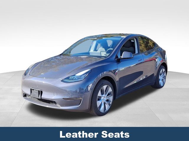 2023 Tesla Model Y Base