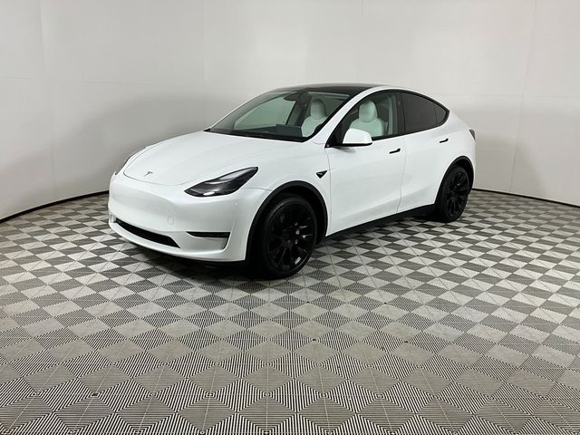 2023 Tesla Model Y Long Range