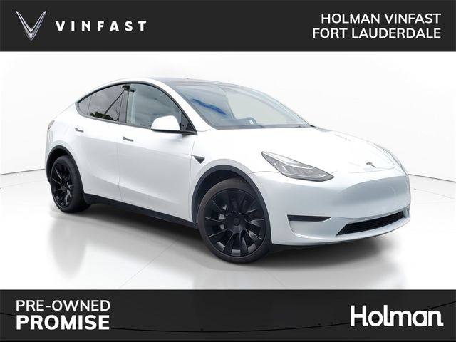 2023 Tesla Model Y Long Range