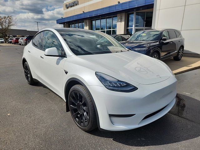 2023 Tesla Model Y Long Range