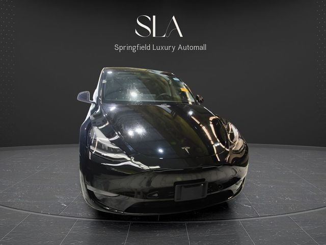 2023 Tesla Model Y Base