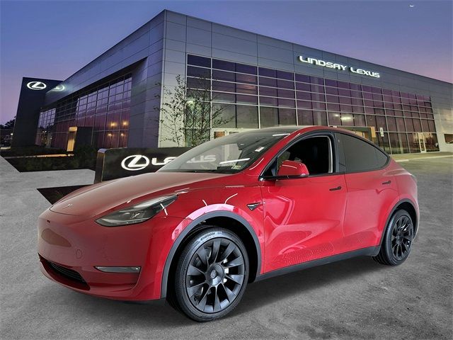 2023 Tesla Model Y Long Range