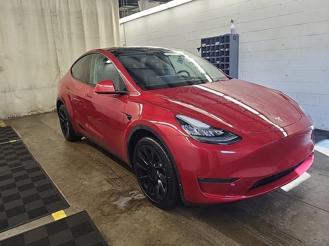 2023 Tesla Model Y Base