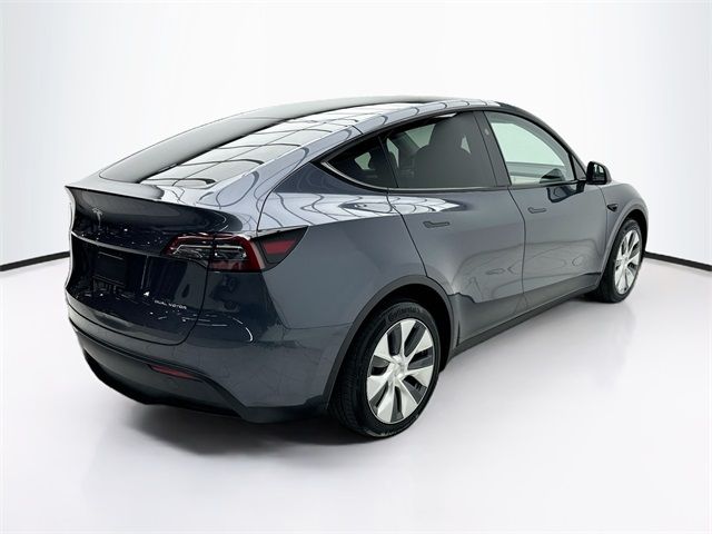 2023 Tesla Model Y Base