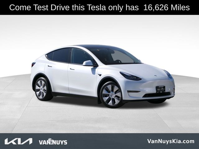 2023 Tesla Model Y Long Range