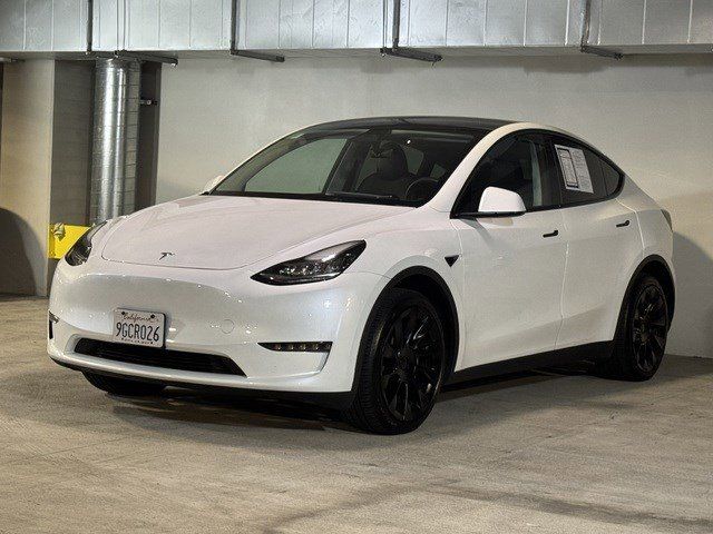 2023 Tesla Model Y Long Range