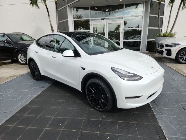 2023 Tesla Model Y Long Range