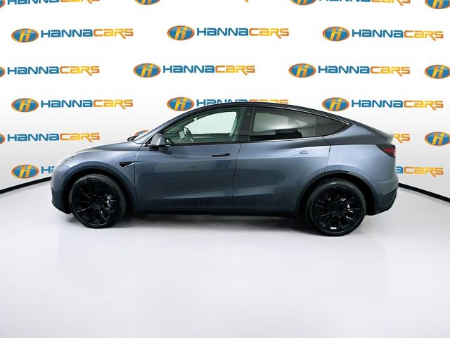 2023 Tesla Model Y Base