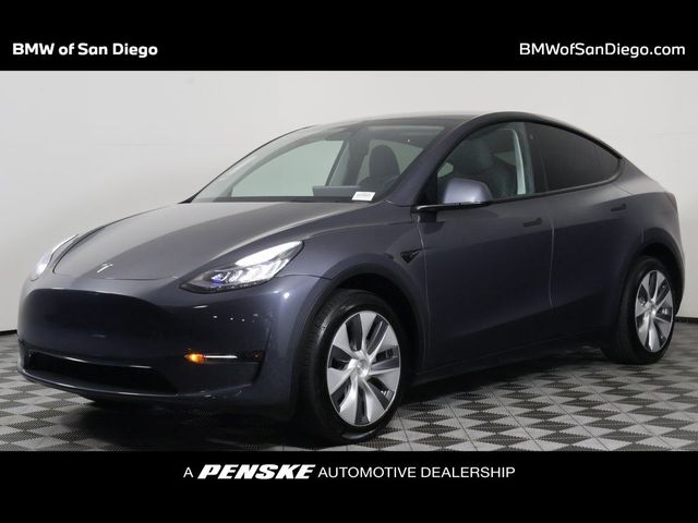 2023 Tesla Model Y Base