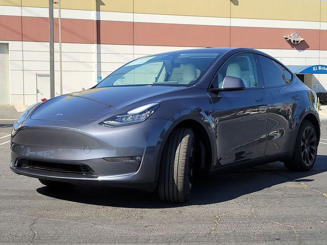 2023 Tesla Model Y Long Range