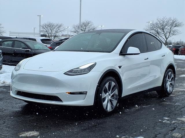 2023 Tesla Model Y Long Range