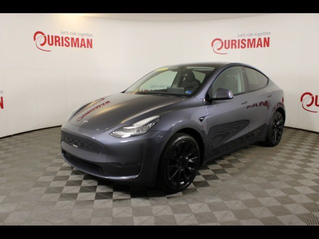 2023 Tesla Model Y Base