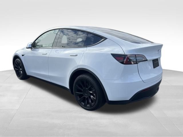 2023 Tesla Model Y Base