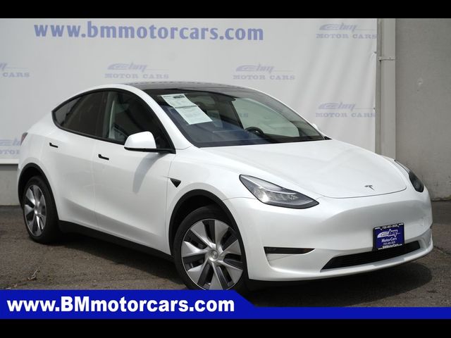 2023 Tesla Model Y Base