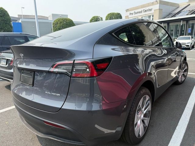 2023 Tesla Model Y Base