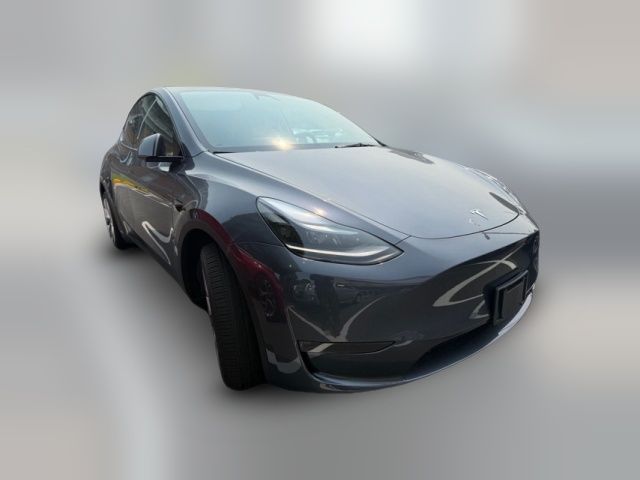 2023 Tesla Model Y Base
