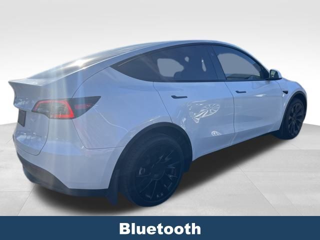 2023 Tesla Model Y Base