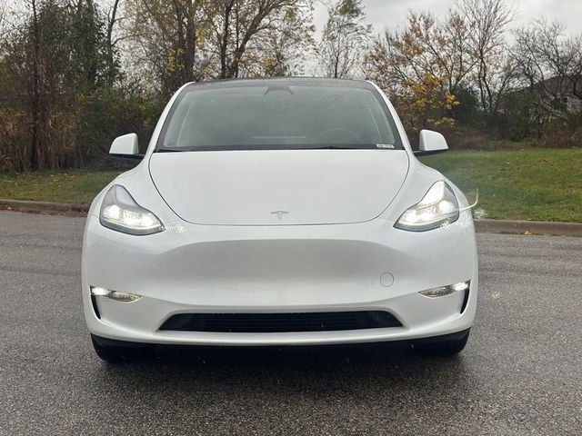 2023 Tesla Model Y Base